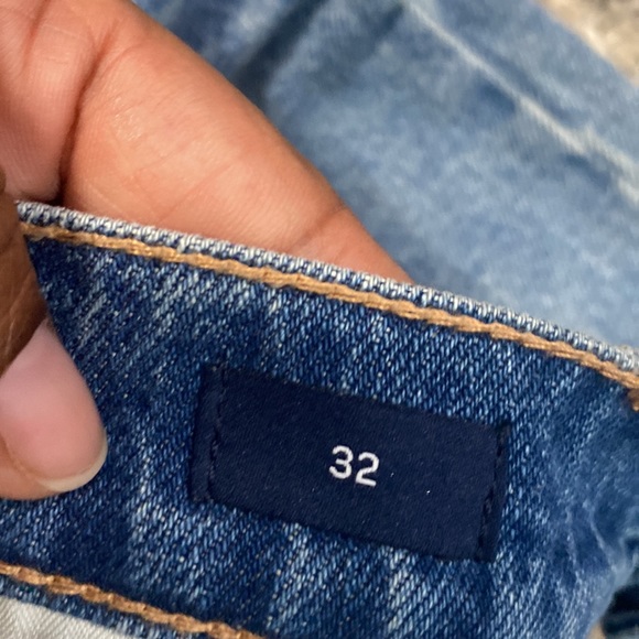 Gap distressed denim mini skirt, size 32 - Picture 8 of 12